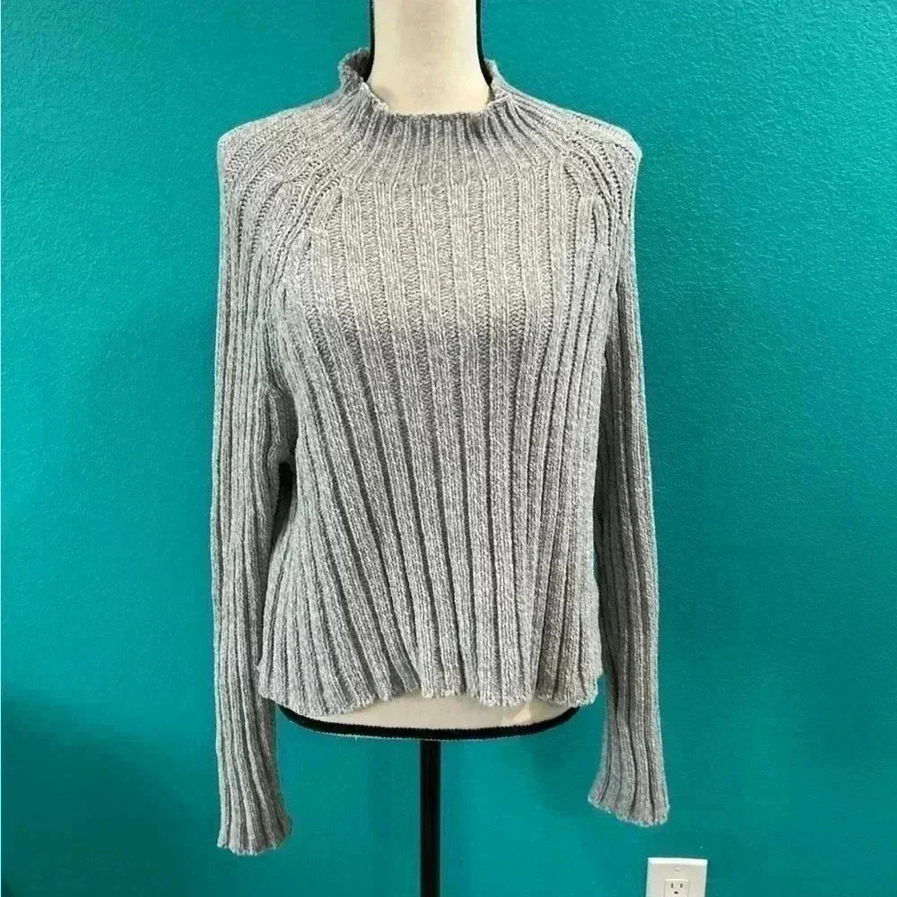 American eagle grey sweater in size medium
